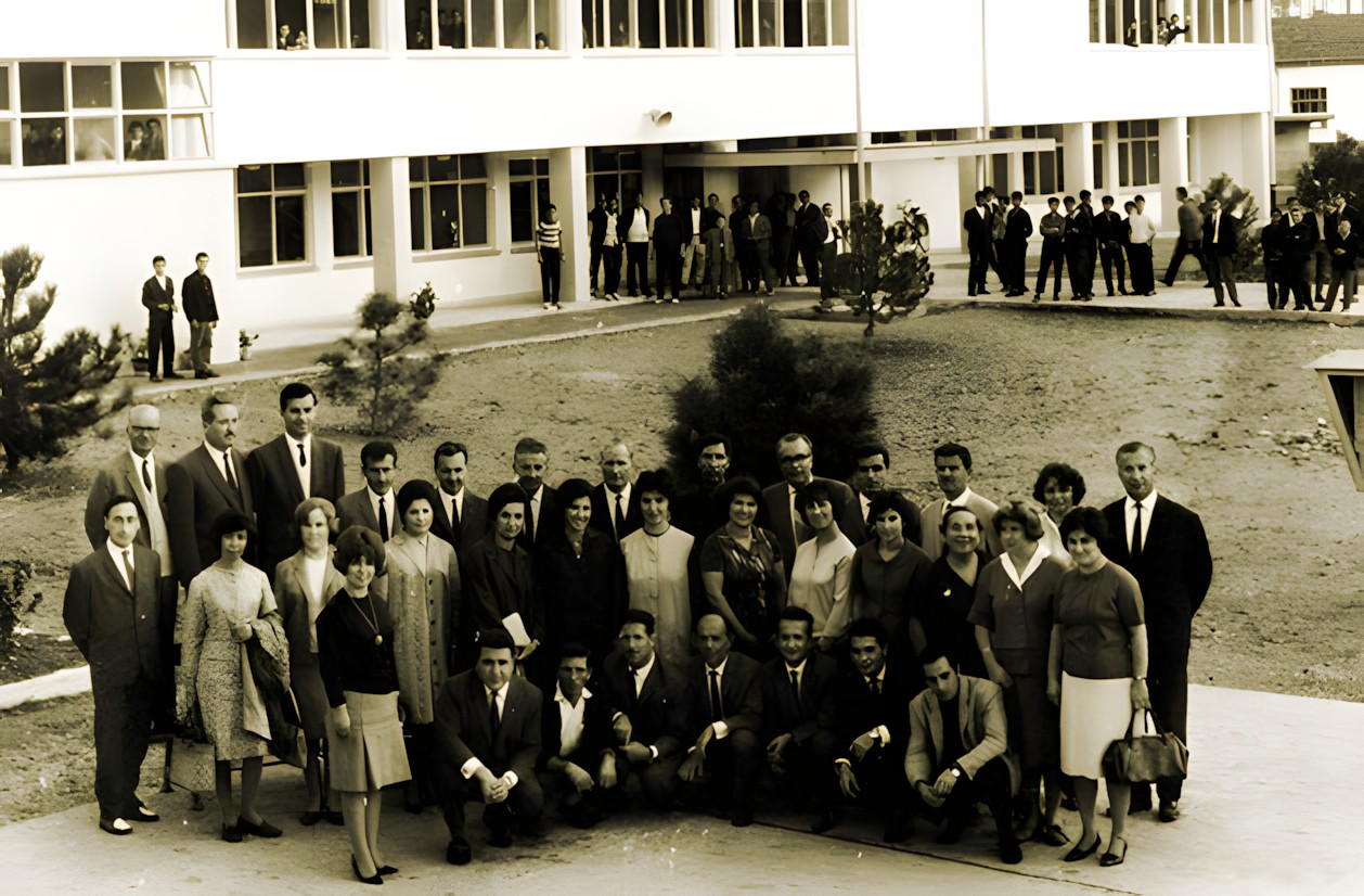 İlköğretmen Okulu Lisesi Resmi 1